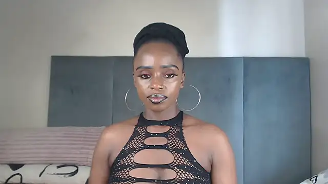 Snapshot of Jah-Queen chatting on March 13, 2026, 9:38 am Jah-Queen online show from March 13, 2026, 9:38 am