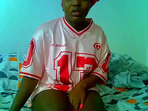 SweetHoney21  online show from June 11, 2026, 5:38 am
