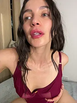 Snapshot of karinasantos_ chatting on May 22, 2026, 10:15 pm karinasantos online show from May 22, 2026, 10:15 pm