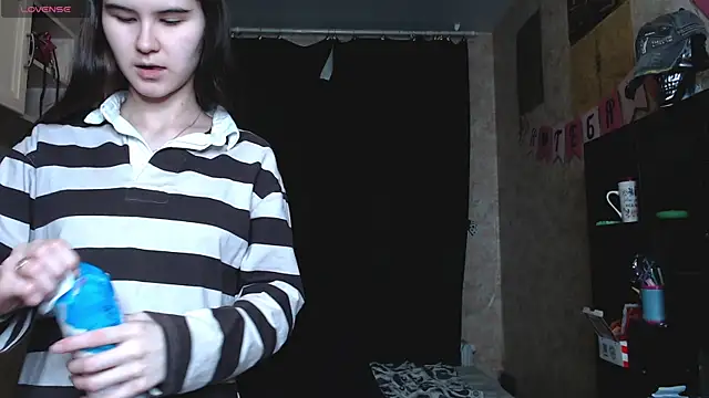 litle owl online show from October 3, 2025, 6:49 pm