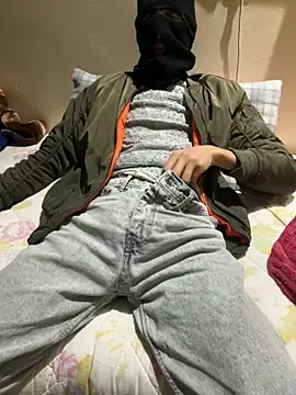 Yasar-Xxxl online show from February 26, 2026, 12:31 am