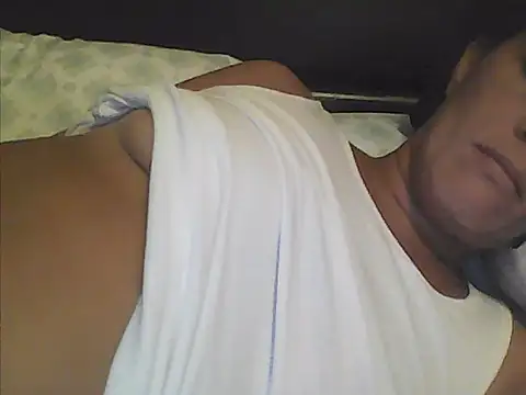 sarahkat86 online show from December 13, 2025, 7:53 pm