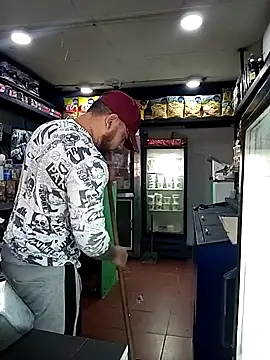 Catire10  online show from September 13, 2025, 12:38 pm