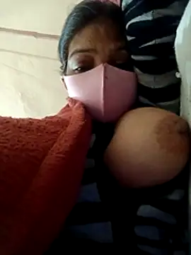 Snapshot of soni_yhakur chatting on January 13, 2026, 12:16 am soni yhakur online show from January 13, 2026, 12:16 am