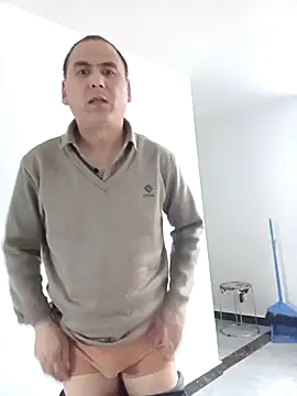 Snapshot of CWQ123 chatting on March 13, 2026, 1:45 am CWQ123 online show from March 13, 2026, 1:45 am