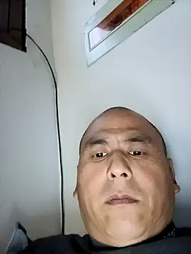 Snapshot of CWQ123 chatting on April 2, 2026, 10:46 am CWQ123 online show from April 2, 2026, 10:46 am