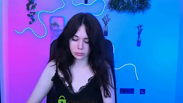 riley sanders online show from July 24, 2026, 7:23 pm