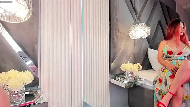 CoraimaSahin online show from October 26, 2025, 5:02 am