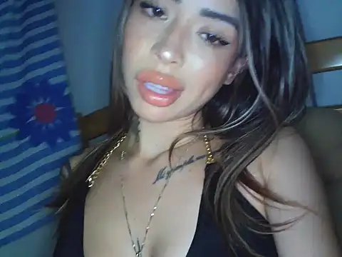 Snapshot of VIOLETT_SATOMI chatting on November 14, 2025, 5:28 am VIOLETT SATOMI online show from November 14, 2025, 5:28 am