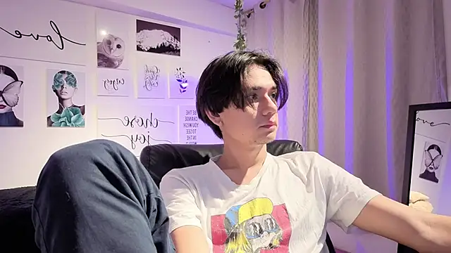 davoxer online show from February 26, 2026, 3:27 am