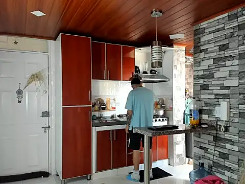 Masterblue hot online show from October 12, 2025, 7:35 pm