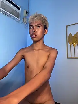 urcumjp online show from April 15, 2026, 4:03 pm