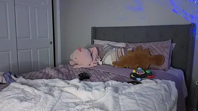 bambifarrina online show from October 3, 2025, 2:08 am