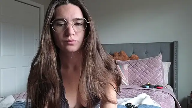 bambifarrina online show from October 15, 2025, 7:58 pm