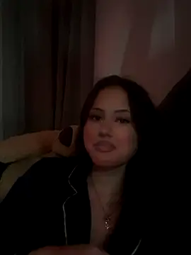 laylabliss online show from September 8, 2025, 7:35 pm