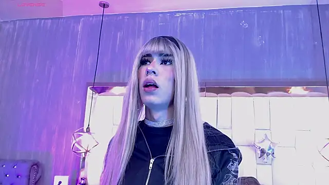 Foxxy Doll online show from December 21, 2025, 3:24 am