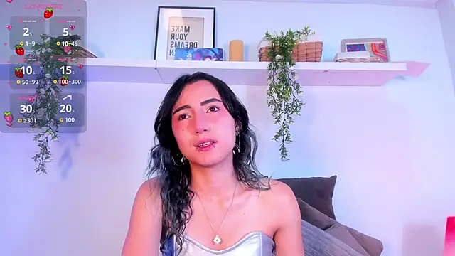 Vampgyal online show from September 30, 2025, 8:03 pm