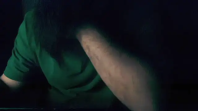 LondonMan1988 online show from December 1, 2025, 3:50 pm