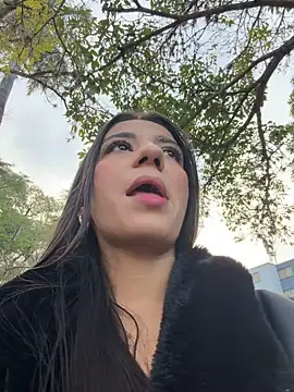 -juicy  online show from February 21, 2026, 10:44 pm