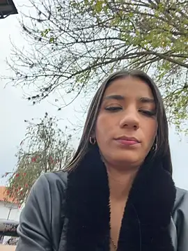 -juicy  online show from February 22, 2026, 10:30 pm