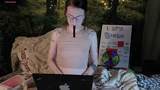 kohlbird online show from September 25, 2025, 4:16 am