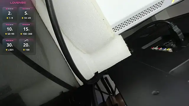 blue wxw online show from November 11, 2025, 2:44 am