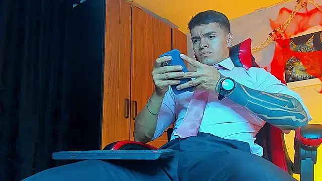 ALPHA DOMINUS  online show from October 17, 2025, 3:31 am