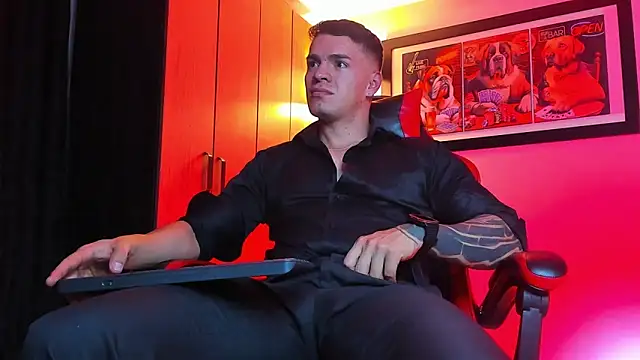 ALPHA DOMINUS  online show from December 2, 2025, 4:07 am