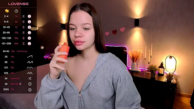 marydreams  online show from November 15, 2025, 1:58 am