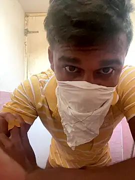 Snapshot of omkarcoll chatting on January 13, 2026, 6:51 am omkarcoll online show from January 13, 2026, 6:51 am