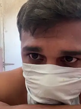 Snapshot of omkarcoll chatting on April 10, 2026, 6:29 am omkarcoll online show from April 10, 2026, 6:29 am