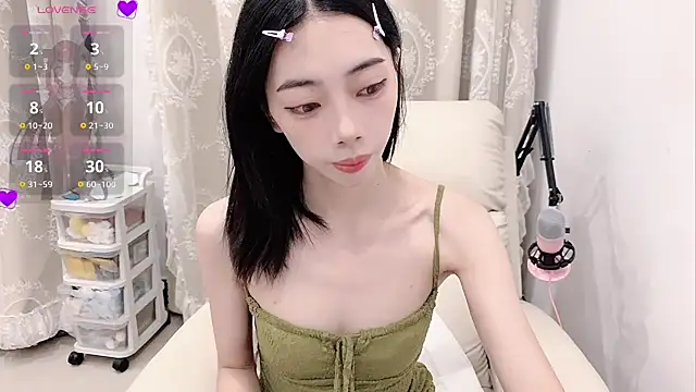 Snapshot of tuantuanle chatting on July 1, 2026, 3:23 pm tuantuanle online show from July 1, 2026, 3:23 pm