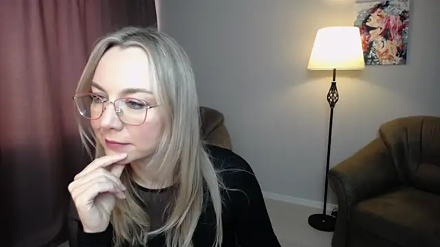 Ava Elior online show from November 26, 2025, 11:11 am