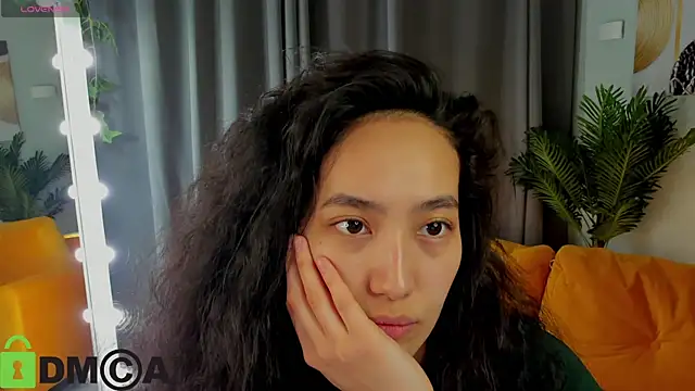 FlirtyAura online show from March 27, 2026, 3:45 am