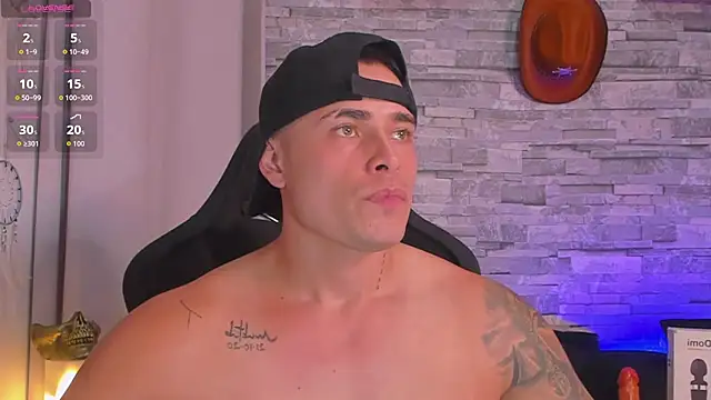 connorsmiith online show from November 18, 2025, 12:16 am