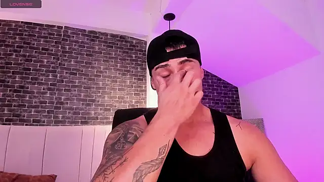 connorsmiith online show from February 10, 2026, 12:20 pm