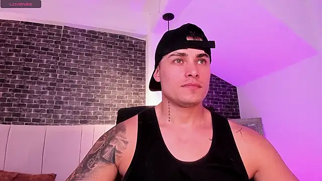 connorsmiith online show from March 4, 2026, 3:07 pm