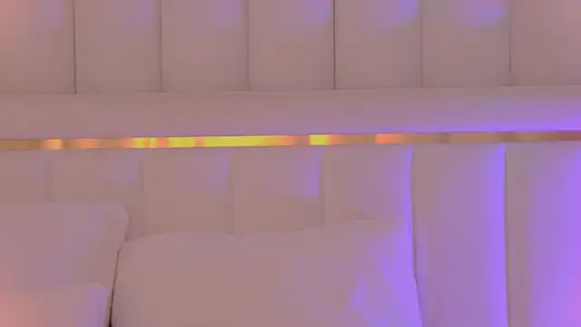 Snapshot of AriellaMelo chatting on June 23, 2026, 6:11 am AriellaMelo online show from June 23, 2026, 6:11 am