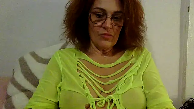 RubyyRosee online show from November 27, 2025, 9:39 pm
