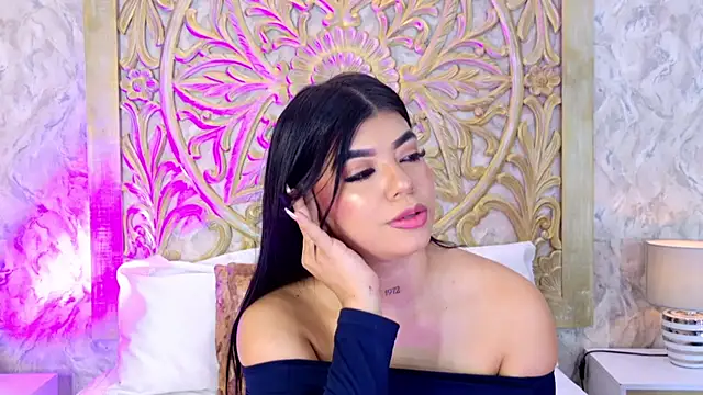 MelodyCarsson online show from May 20, 2026, 12:44 pm