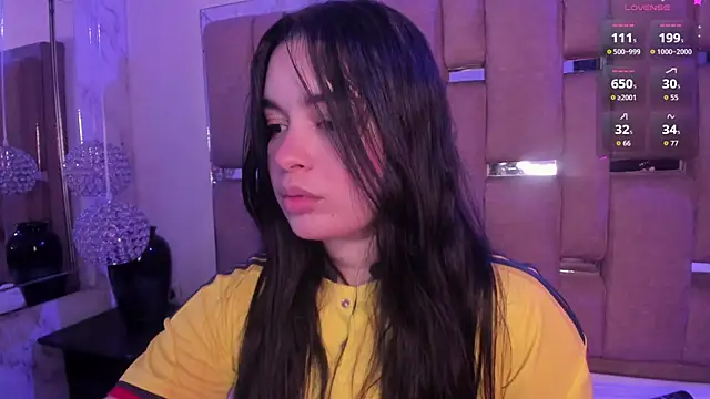 KateLee online show from April 10, 2026, 5:34 am