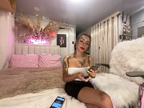 Snapshot of EvianaEvans chatting on February 21, 2026, 8:10 pm EvianaEvans online show from February 21, 2026, 8:10 pm