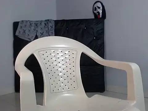 masterbrave420 online show from December 2, 2025, 2:06 am