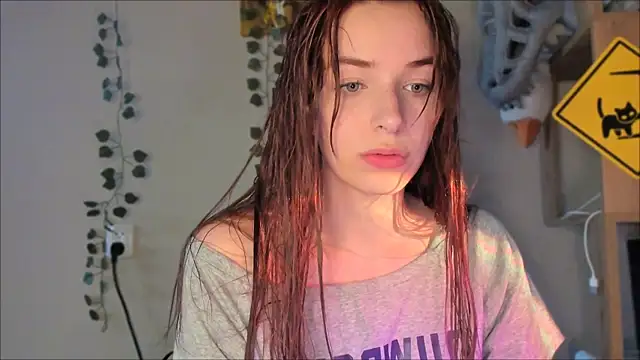 elilybby online show from July 3, 2026, 5:08 pm