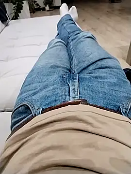 Pio185 online show from November 18, 2025, 10:03 pm