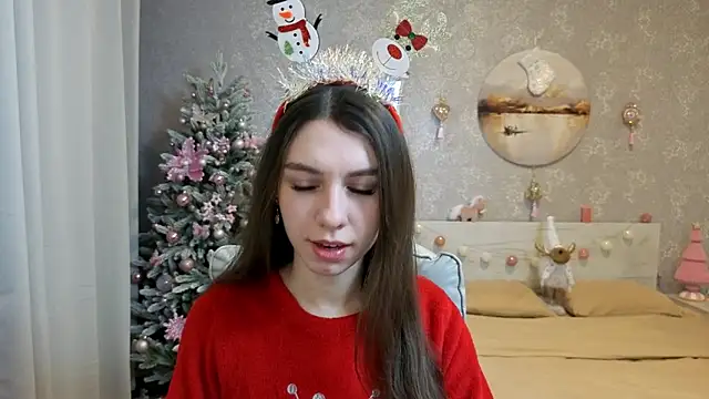 KellyShines online show from December 22, 2025, 3:31 pm