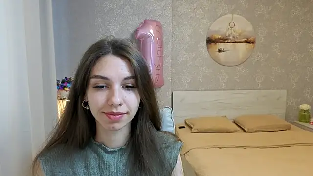 KellyShines online show from June 17, 2026, 11:23 am