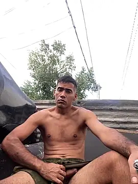 Emabracamonte95 online show from March 14, 2026, 9:42 pm