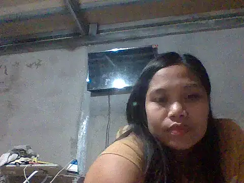 Veeluna16 online show from December 4, 2025, 2:48 pm