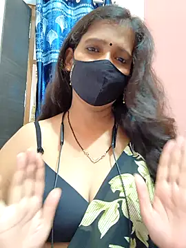 Sonalihot  online show from October 1, 2025, 8:20 am